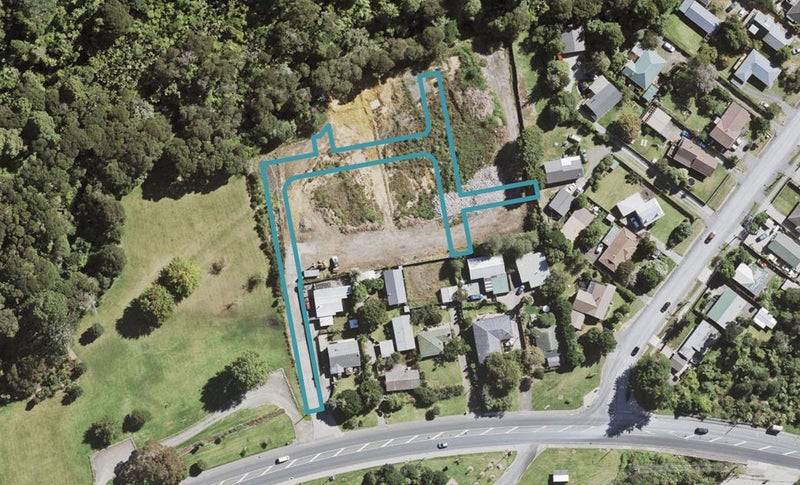 29 Tupu Place, Swanson, Auckland - Carousel 1