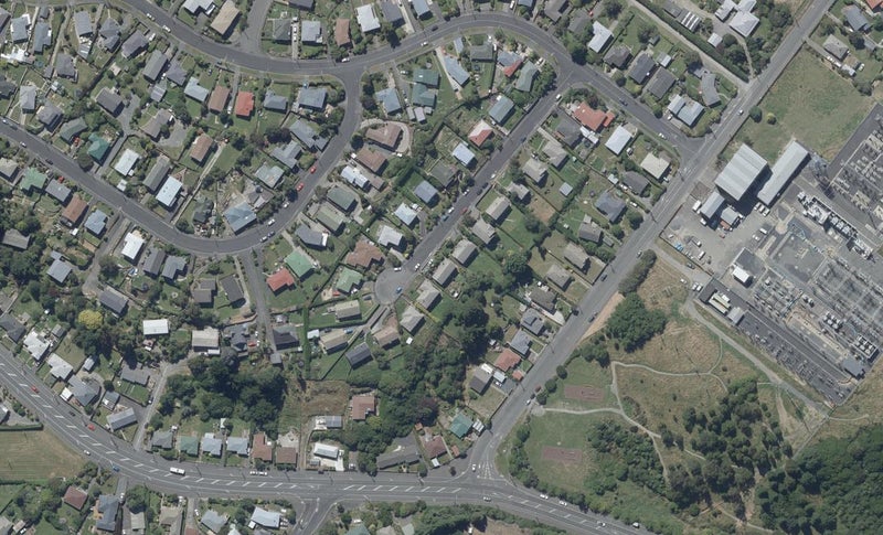 19 Hanlon Street, Halfway Bush, Dunedin - Carousel 1