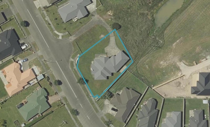 155 Pacific Drive, Fitzherbert, Palmerston North - Carousel 1