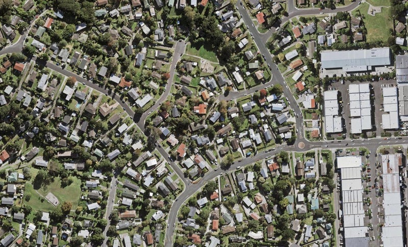 6B Julia Place, Totara Vale, Auckland - Carousel 1