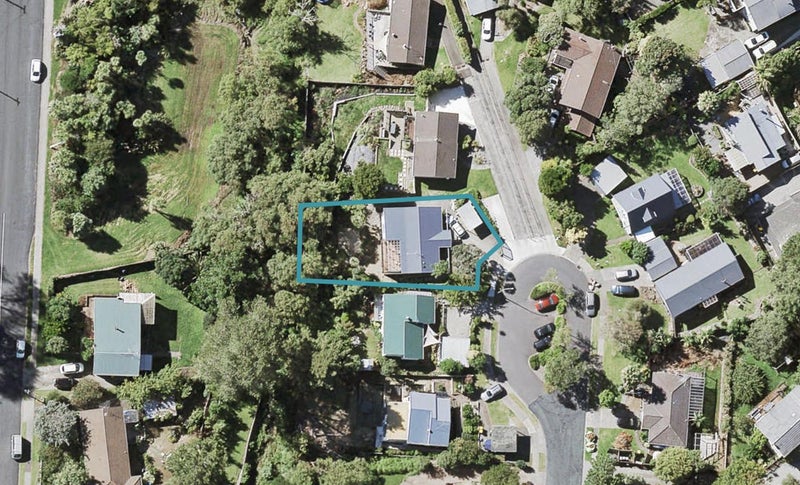 72 Robbies Road, Shelly Park, Auckland - Carousel 1