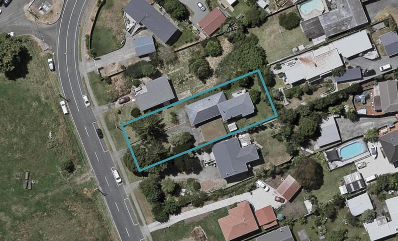 3 Otaihanga Road, Otaihanga, Paraparaumu - Carousel 1