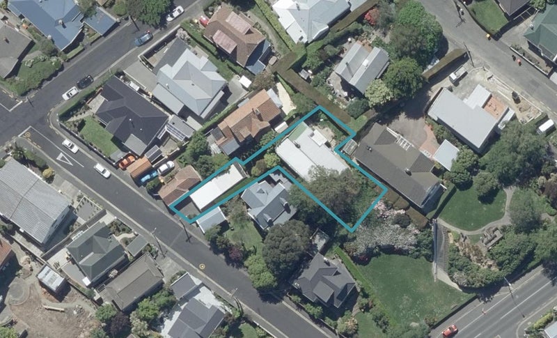 10 Lundie Street, Roslyn, Dunedin - Carousel 1
