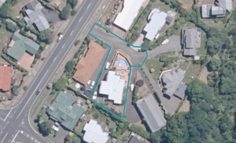 35 Arrowsmith Avenue, Waipahihi, Taupo - Carousel 1