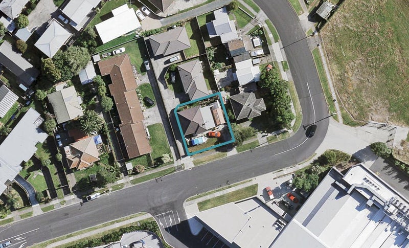 8 Glenora Road, Takanini, Auckland - Carousel 1