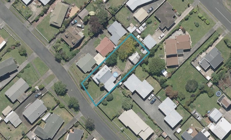 8 Hereford Street, Springvale, Whanganui - Carousel 1