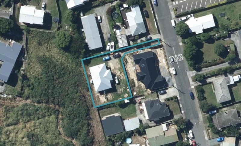 43A Ngatitoa Street, Takapuwahia, Porirua - Carousel 1