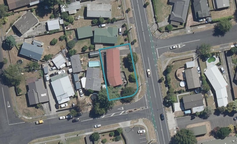 111 Pukete Road, Pukete, Hamilton - Carousel 1