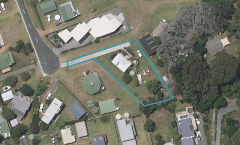 42 Eveline Street, Mangawhai Heads, Mangawhai - Carousel 1