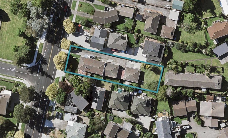 3/112 Gossamer Drive, Pakuranga Heights, Auckland - Carousel 1