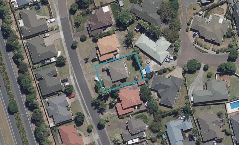 39 Nielsen Gardens, Rototuna, Hamilton - Carousel 1