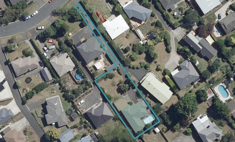 15 Hinton Avenue, Forest Lake, Hamilton - Carousel 1