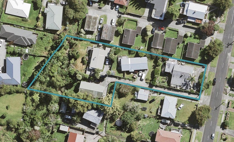 2/57 Woodglen Road, Glen Eden, Auckland - Carousel 1