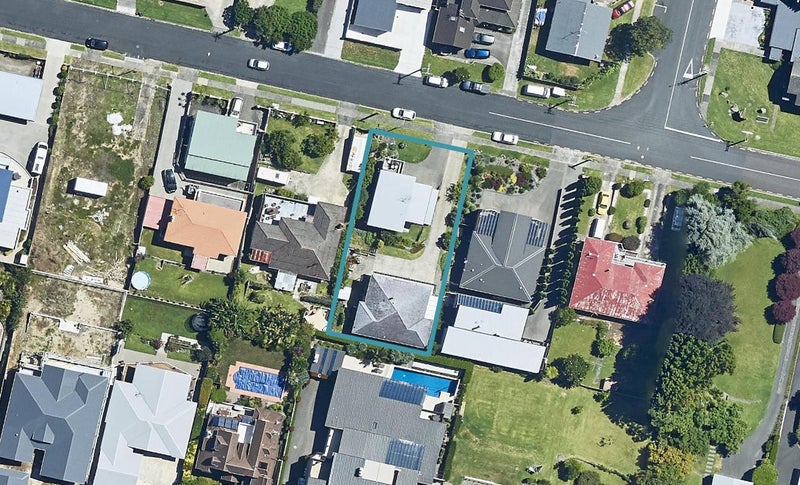 37A Seaview Road, Otumoetai, Tauranga - Carousel 1