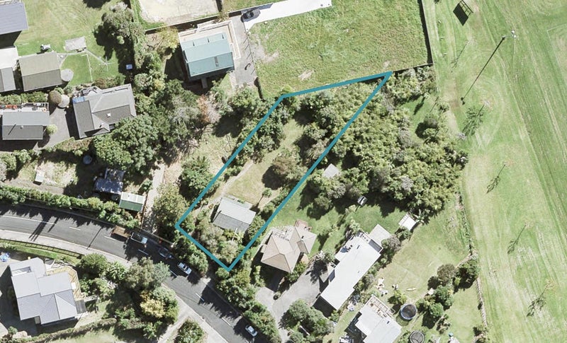 4 Rimu Road, Stanmore Bay, Whangaparaoa - Carousel 1