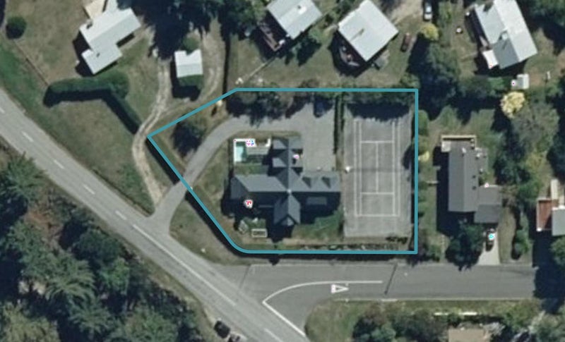 251 Lakeside Road, Wānaka - Carousel 1