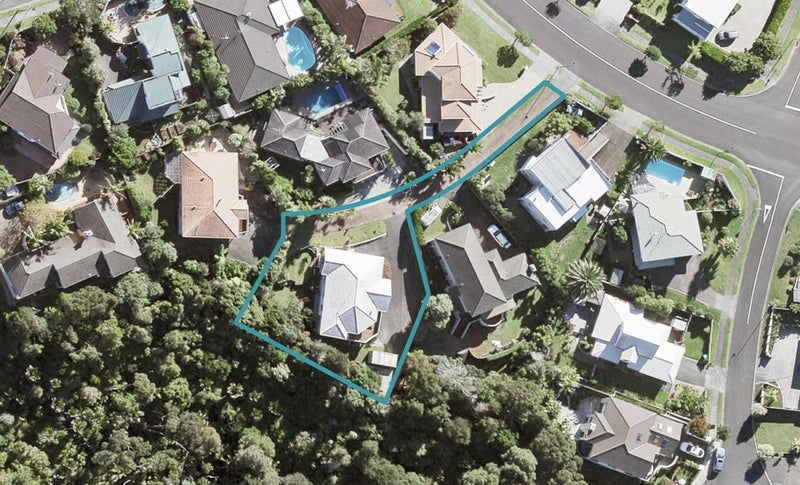 9 Caversham Drive, Torbay, Auckland - Carousel 1