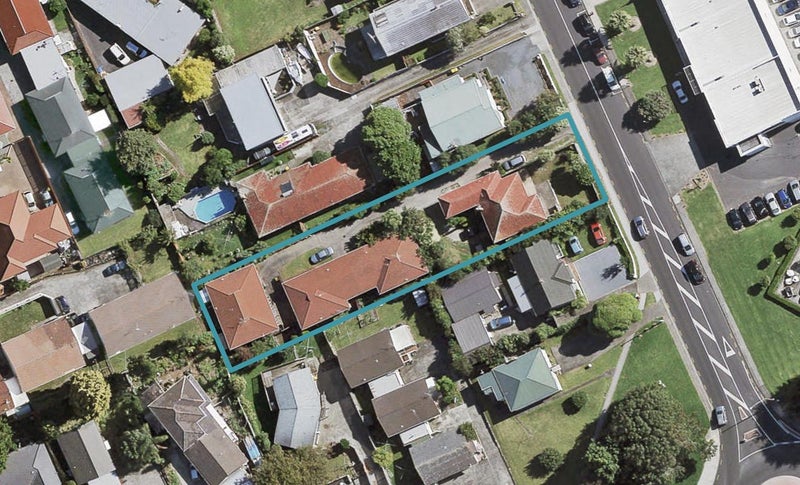 4/13 Selwyn Road, Manurewa, Auckland - Carousel 1