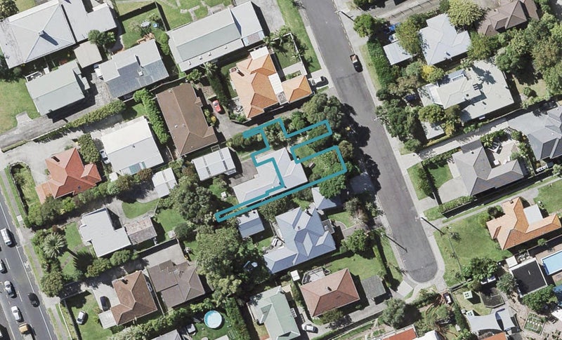 3/6 Harrison Avenue, Belmont, Auckland - Carousel 1