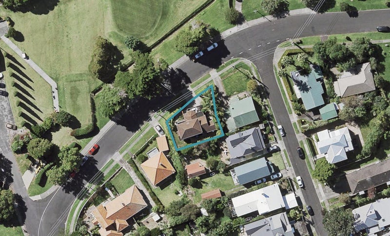 22 Derby Street, Devonport, Auckland - Carousel 1