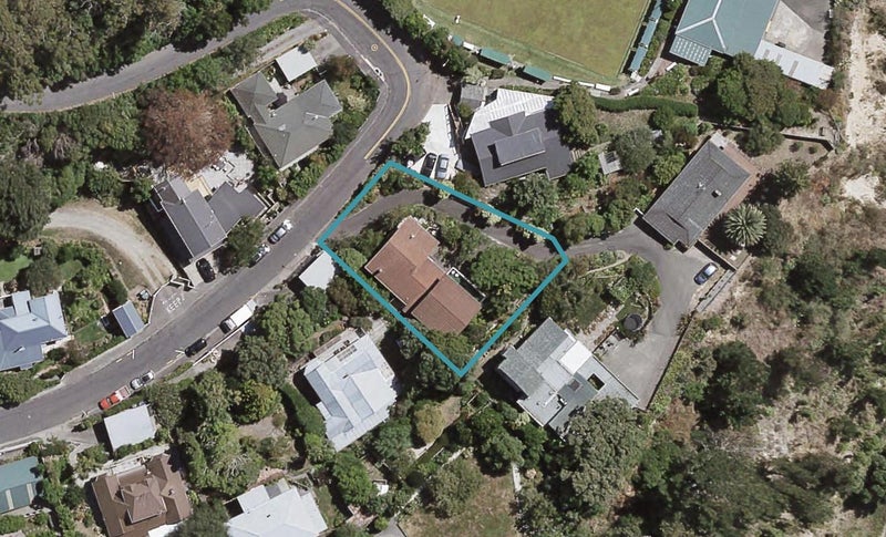 32 Lighthouse Road, Bluff Hill, Napier - Carousel 1
