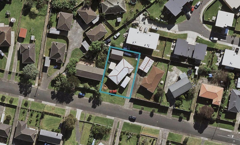 11 Laxon Avenue, Otara, Auckland - Carousel 1