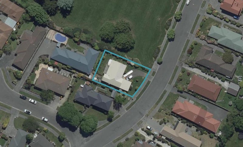 17 Westgrove Avenue, Avonhead, Christchurch - Carousel 1
