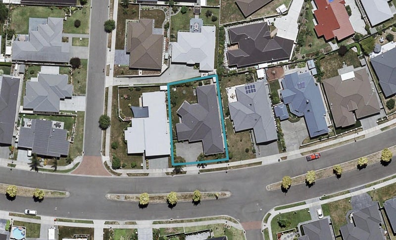30 Pacific Avenue, Poraiti, Napier - Carousel 1