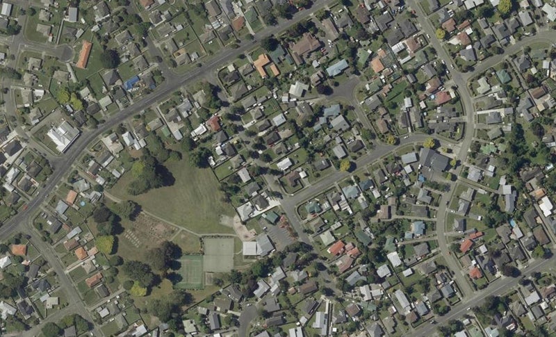 15 Newbury Street, Awapuni, Palmerston North - Carousel 1