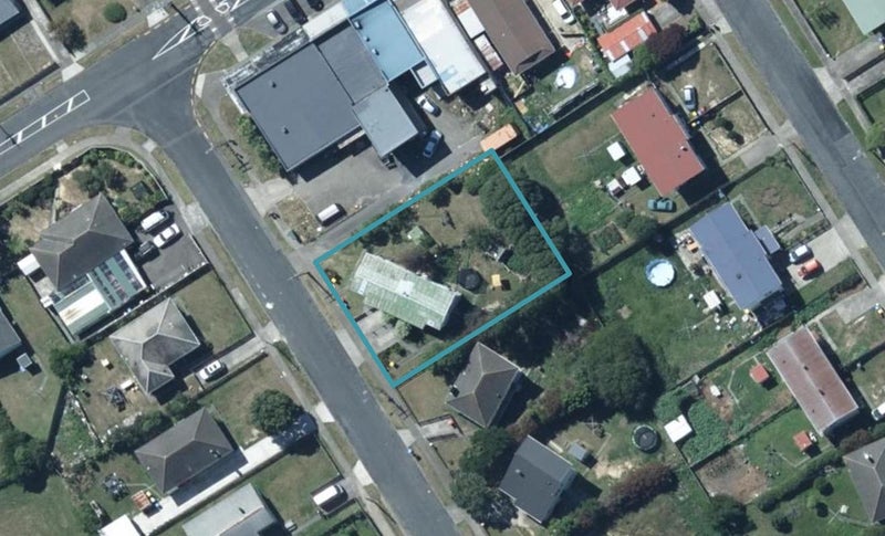 3 Justine Street, Cannons Creek, Porirua - Carousel 1