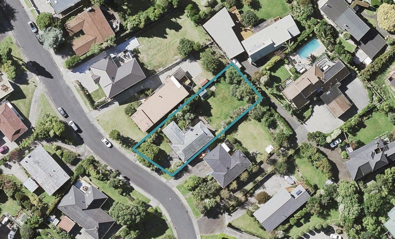 17 McMillan Place, Mellons Bay, Auckland - Carousel 1