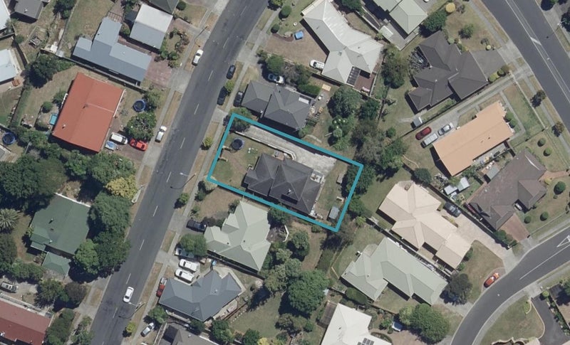 15 Church Road, Pukete, Hamilton - Carousel 1