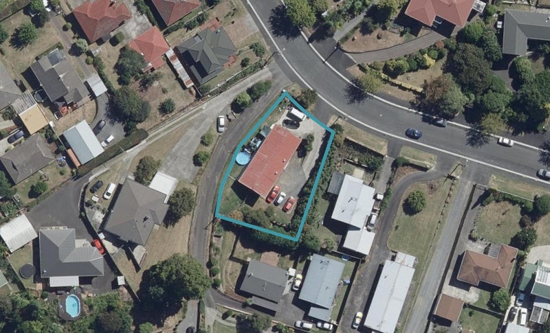 2/53B Aberfoyle Street, Dinsdale, Hamilton - Carousel 1