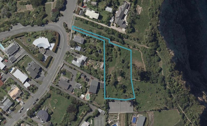 25 Taylors Mistake Road, Scarborough, Christchurch - Carousel 1