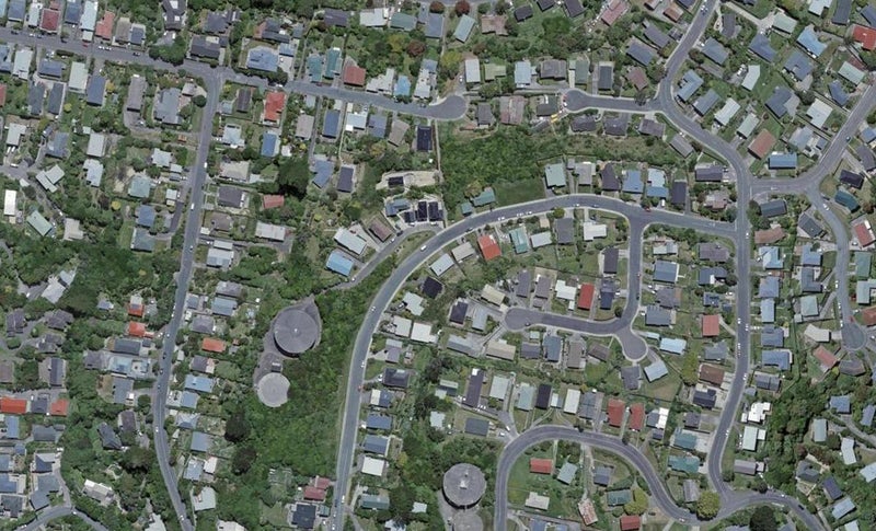 46 Chapman Street, Newlands, Wellington - Carousel 1