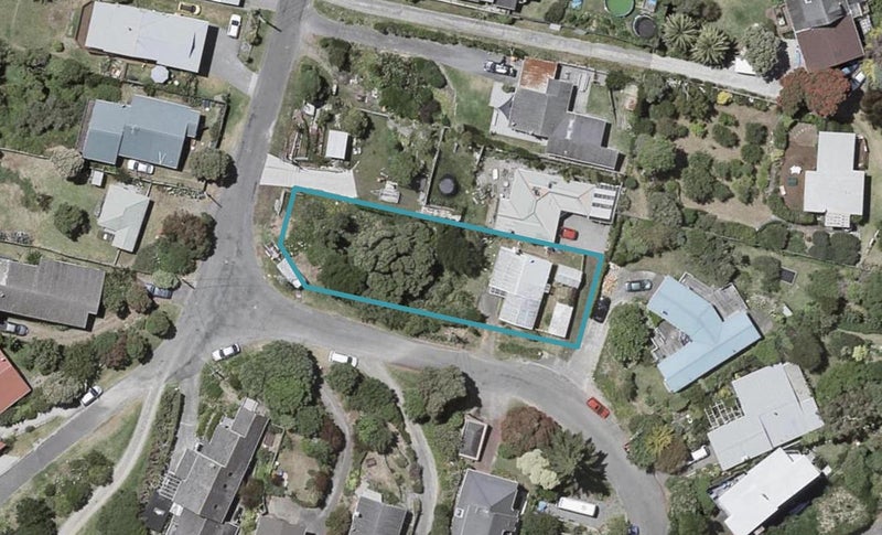 1 Whareroa Road, Raumati South, Paraparaumu - Carousel 1