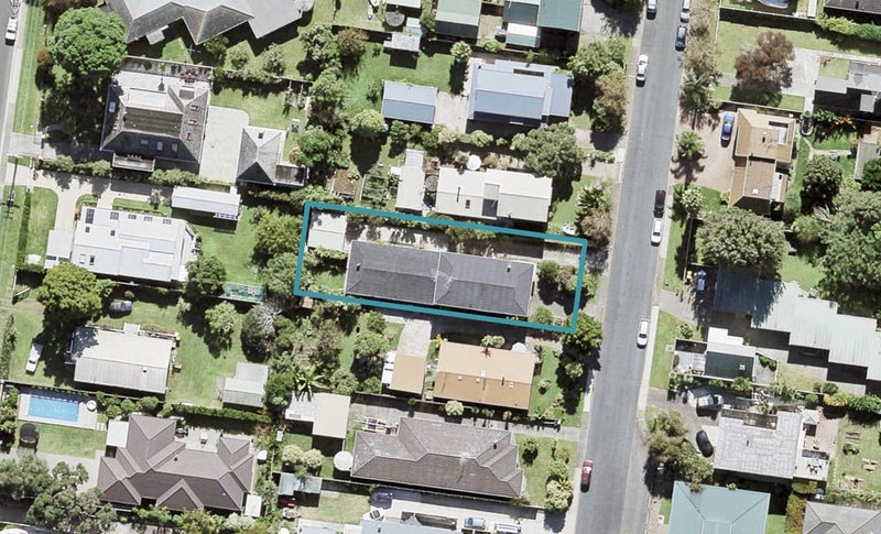 42A Manly Park Avenue, Manly, Whangaparāoa - Carousel 1