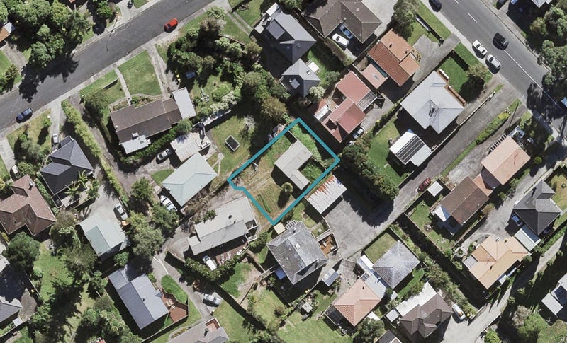 81A Marlborough Avenue, Glenfield, Auckland - Carousel 1