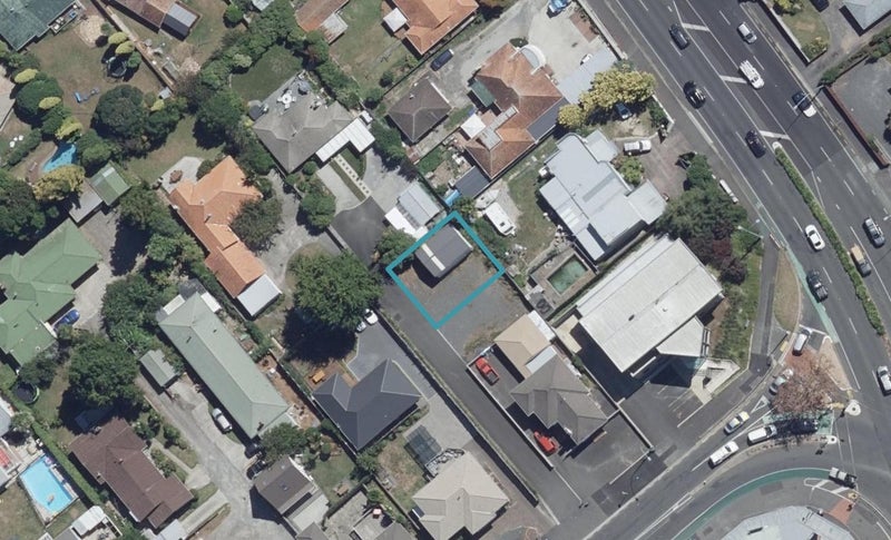 4/4 Forest Lake Road, Forest Lake, Hamilton - Carousel 1