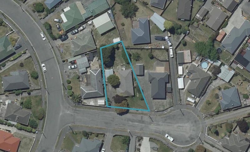 3 Winnipeg Place, Wainoni, Christchurch - Carousel 1