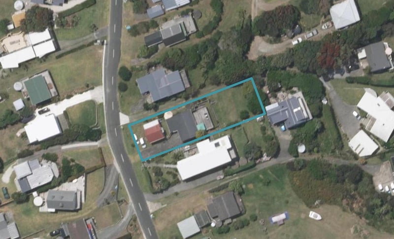 49 Eveline Street, Mangawhai Heads, Mangawhai - Carousel 1