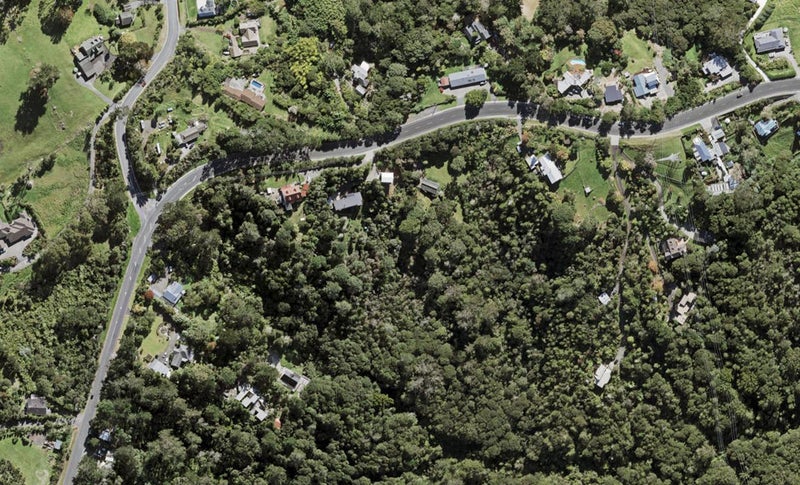 137 The Avenue, Lucas Heights, Auckland - Carousel 1