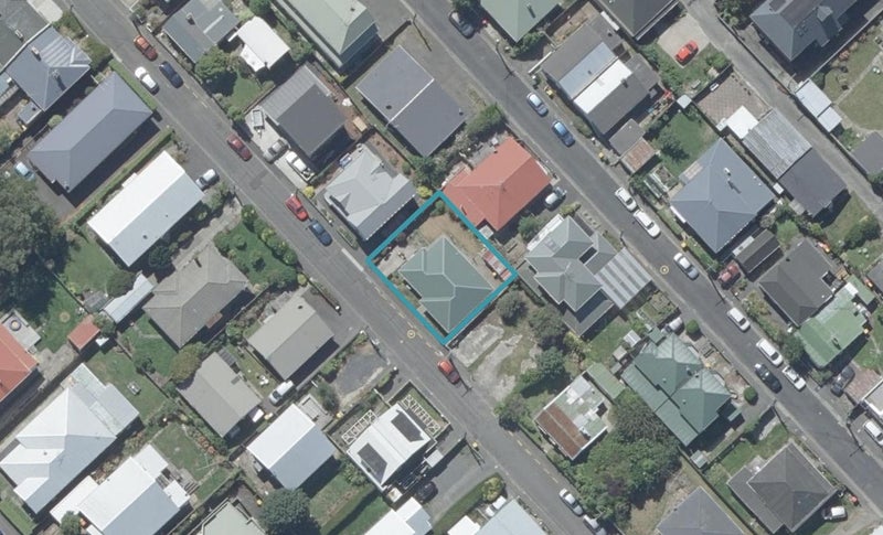 20 Carlyle Street, North East Valley, Dunedin - Carousel 1