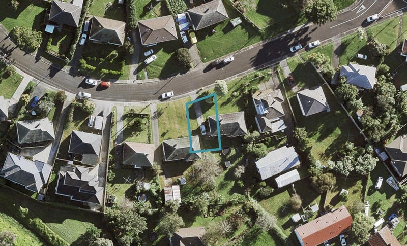 8 Kallu Crescent, Mount Roskill, Auckland - Carousel 1