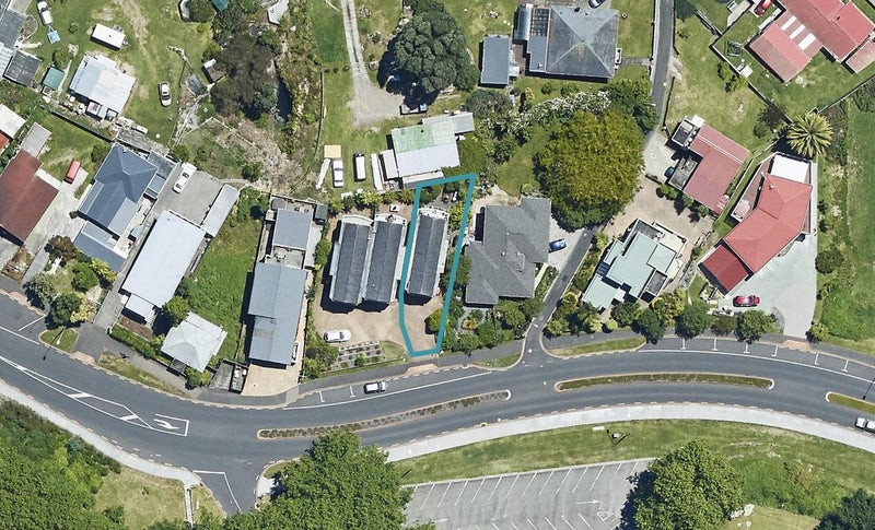 19 Lake Road, Ohinemutu, Rotorua - Carousel 1