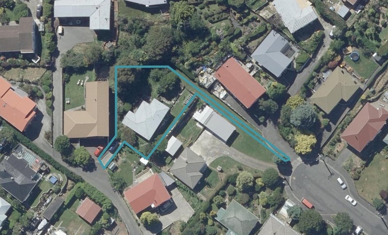 48 Beresford Street, Kaikorai, Dunedin - Carousel 1