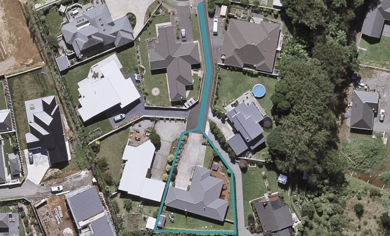 17C Manukaka Heights, Hurdon, New Plymouth - Carousel 1