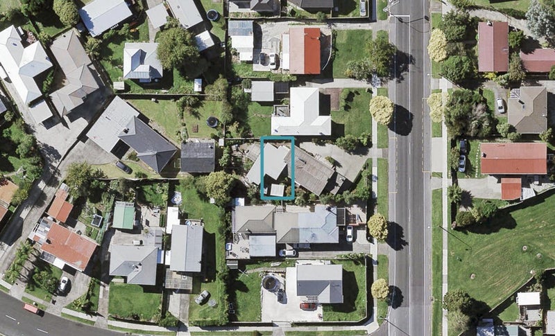 47C Gossamer Drive, Pakuranga Heights, Auckland - Carousel 1