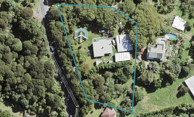 66 Parker Road, Oratia, Auckland - Carousel 1