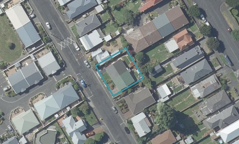 32A Eastbourne Street, Caversham, Dunedin - Carousel 1